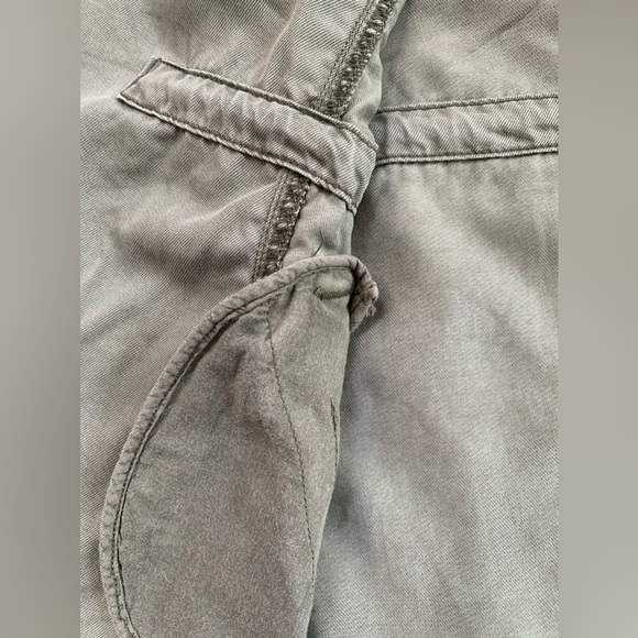 MAX JEANS vest, army green, large. - Picture 3 of 9